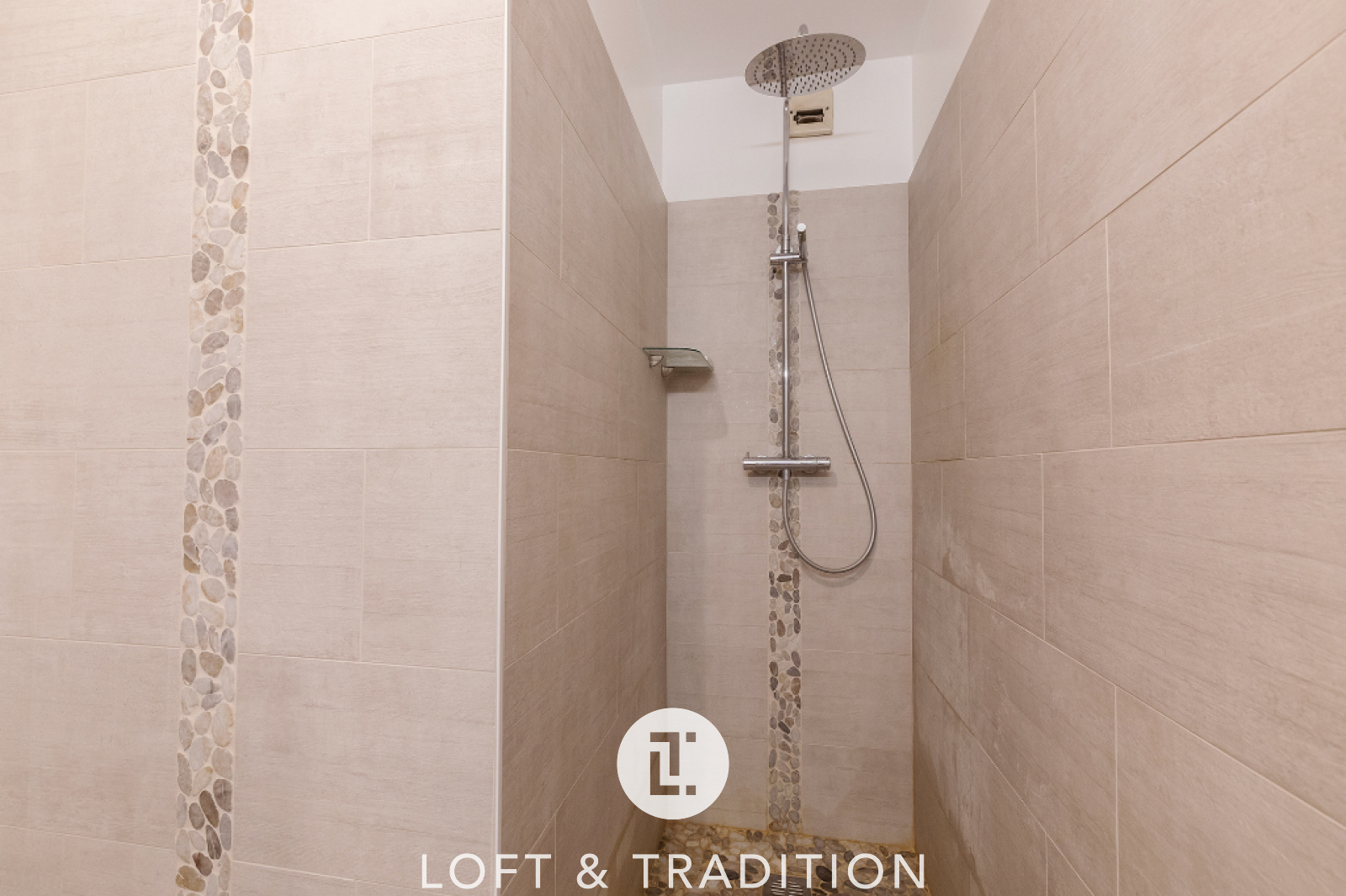 Vente Vendu Par Loft Tradition Appartement T Lyon Me